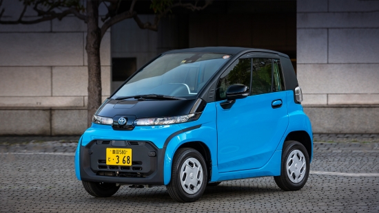 Japānas tirgū parādījās kvadricikls Toyota С+pod